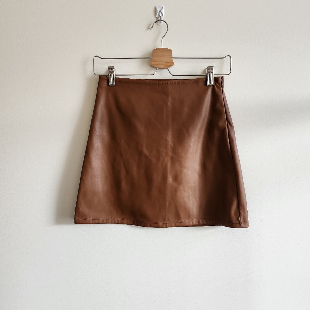 GOOD AMERICAN I NWT 2 (26W) Faux Leather Mini Skirt I burnt caramel